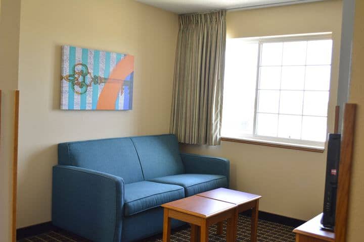 Room 32 of 57