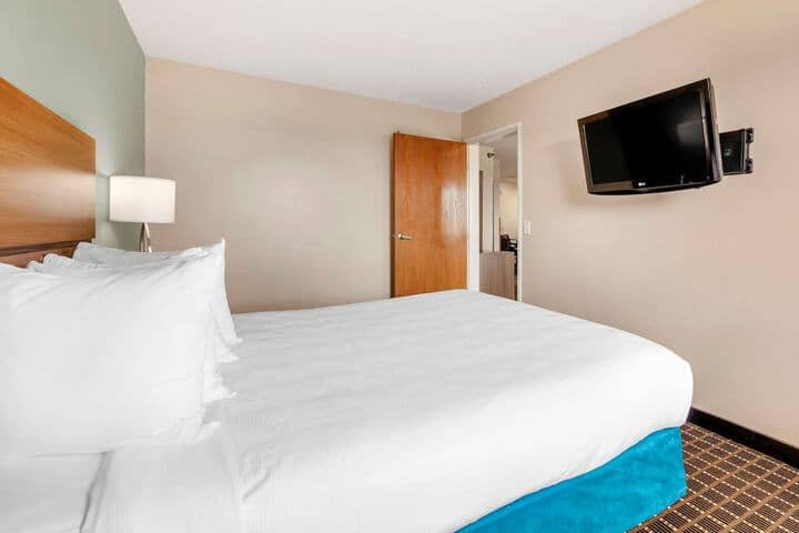 Room 25 of 57