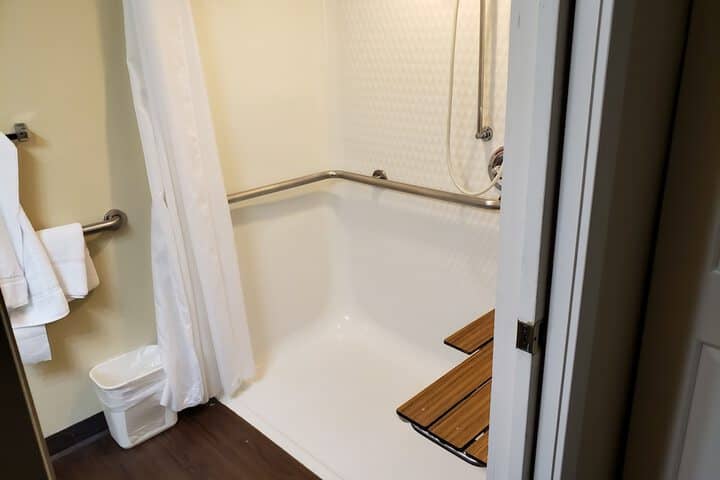 Room 41 of 48
