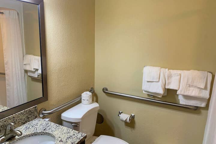 Room 36 of 48