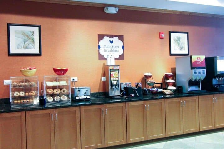 Breakfast area