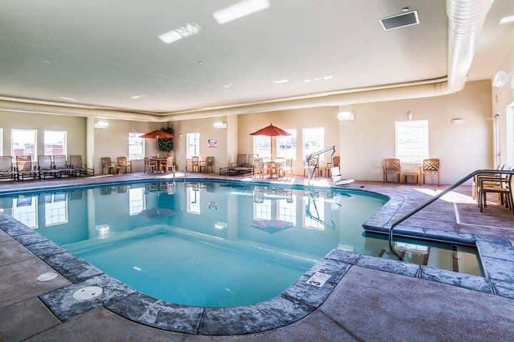 Pool 26 of 37