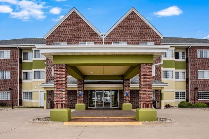 Hotel 66 of 67