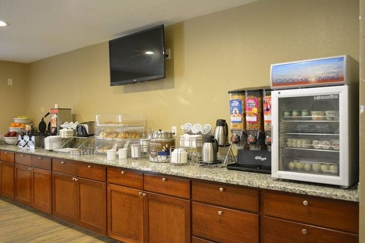 Breakfast/Coffee Service 45 of 57