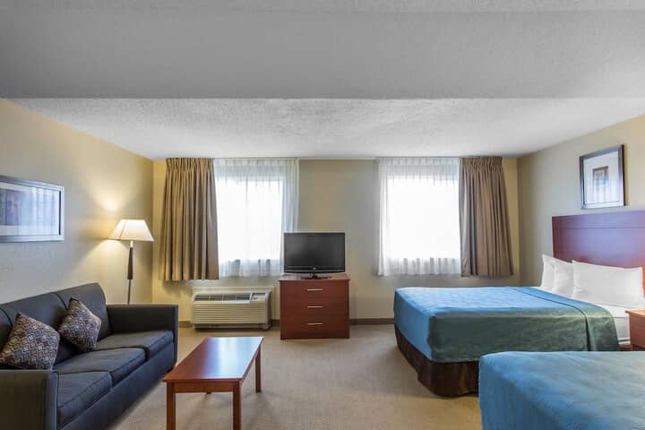Room 14 of 48