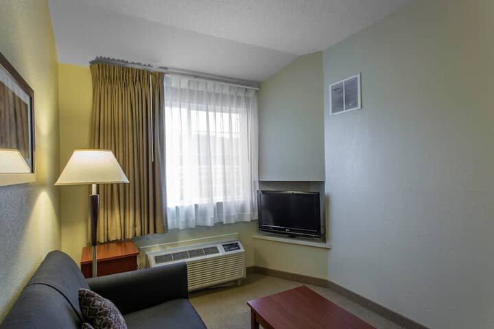 Room 20 of 48